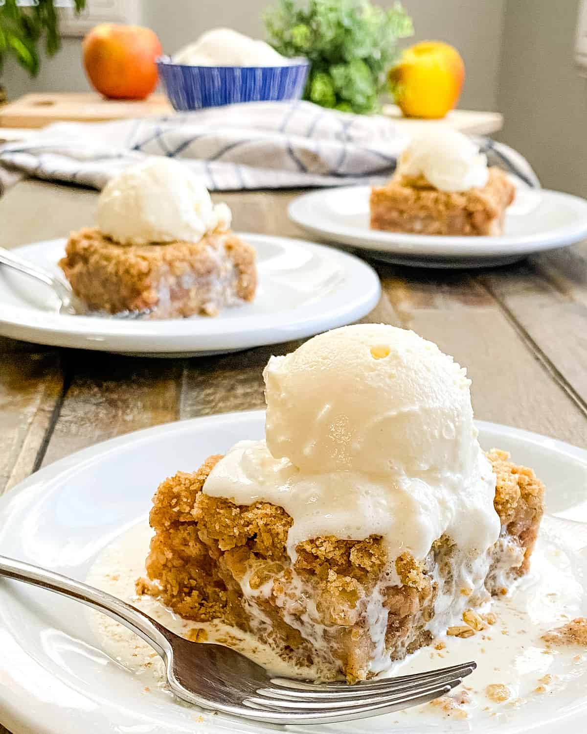 My Favorite Apple Crumble Bars (Easy 9x13 Pan Recipe)