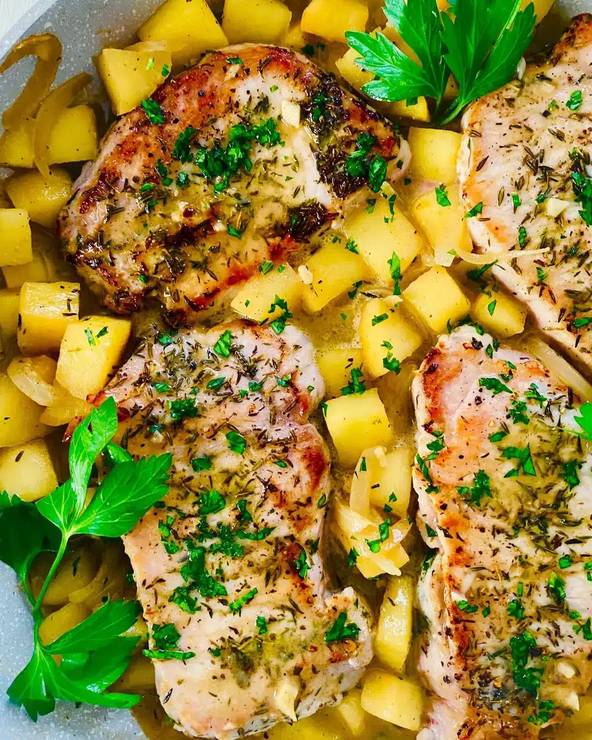 Pork Chops with Apples