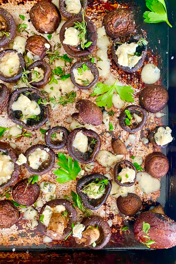 Garlic Butter Mushrooms with Blue Cheese