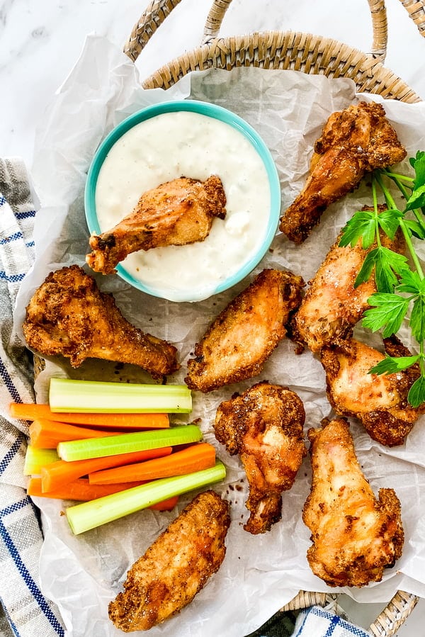 Easy Crispy Baked Chicken Wings (No Frying Required)