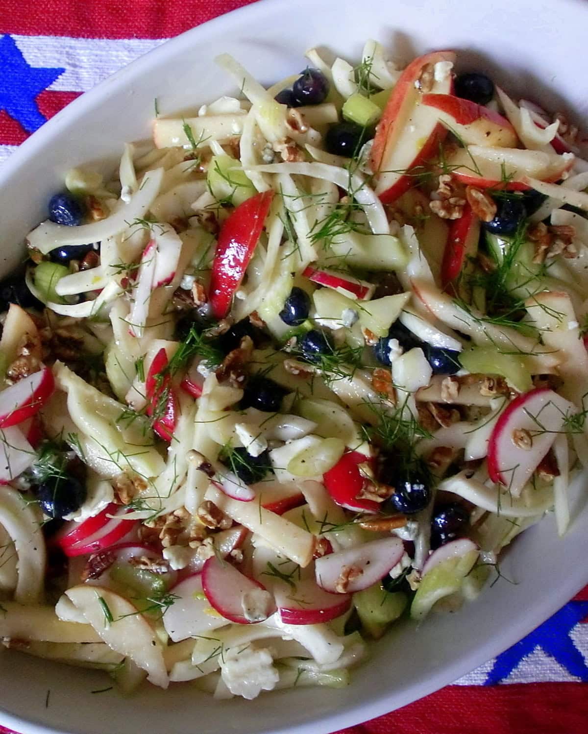 crunchy slaw with apples and fennel