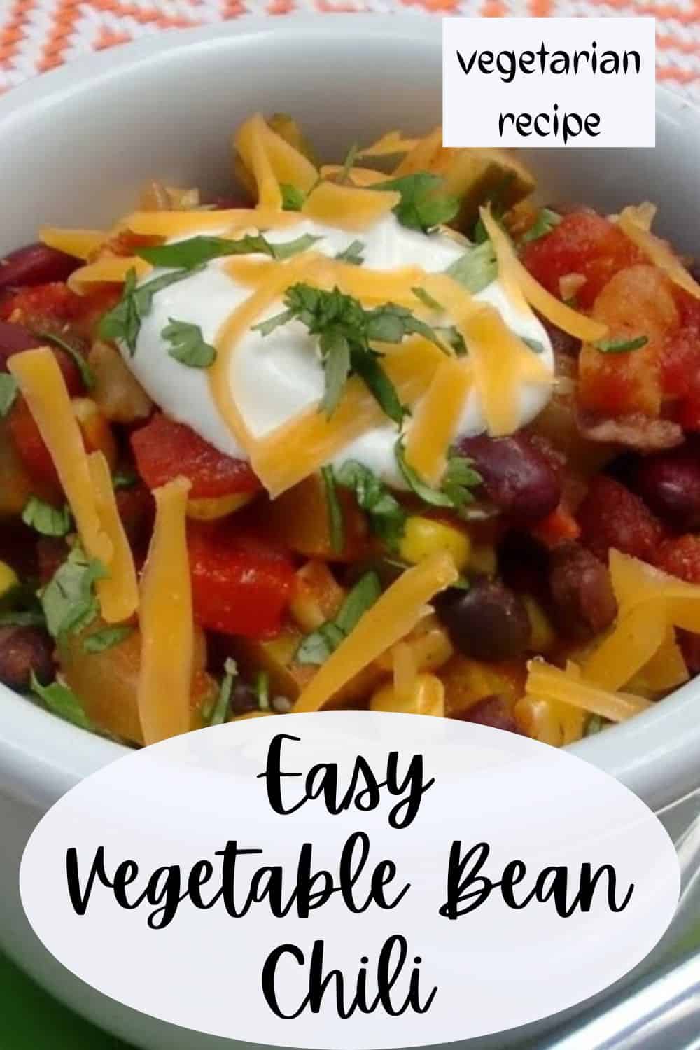 A bowl of vegetarian chili.