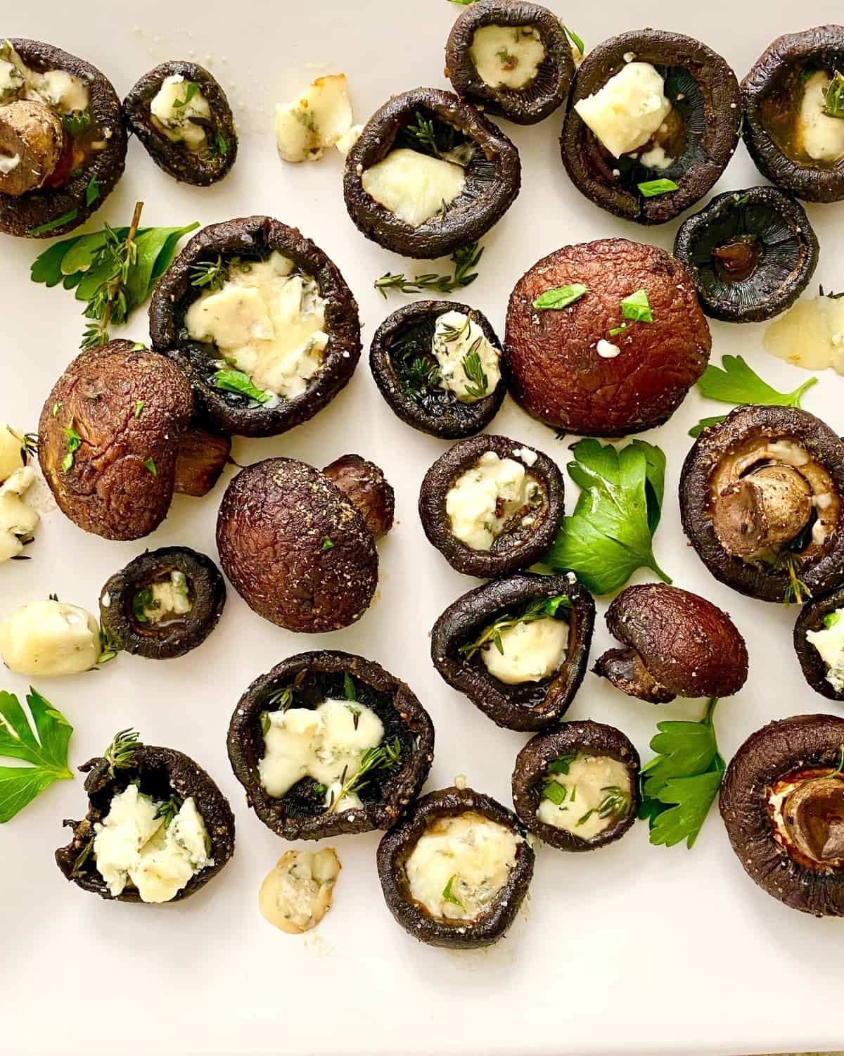 baked mushrooms stuffed with blue cheese