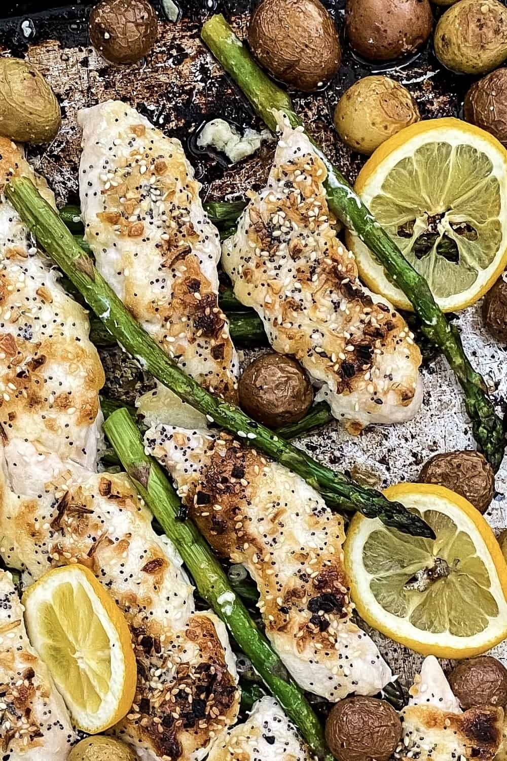 baked everything bagel chicken sheet pan dinner with asparagus and potatoes