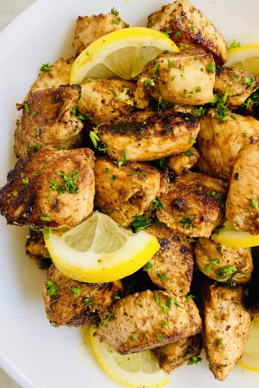 Lemon and Herb Chicken {Flavorful & Juicy}