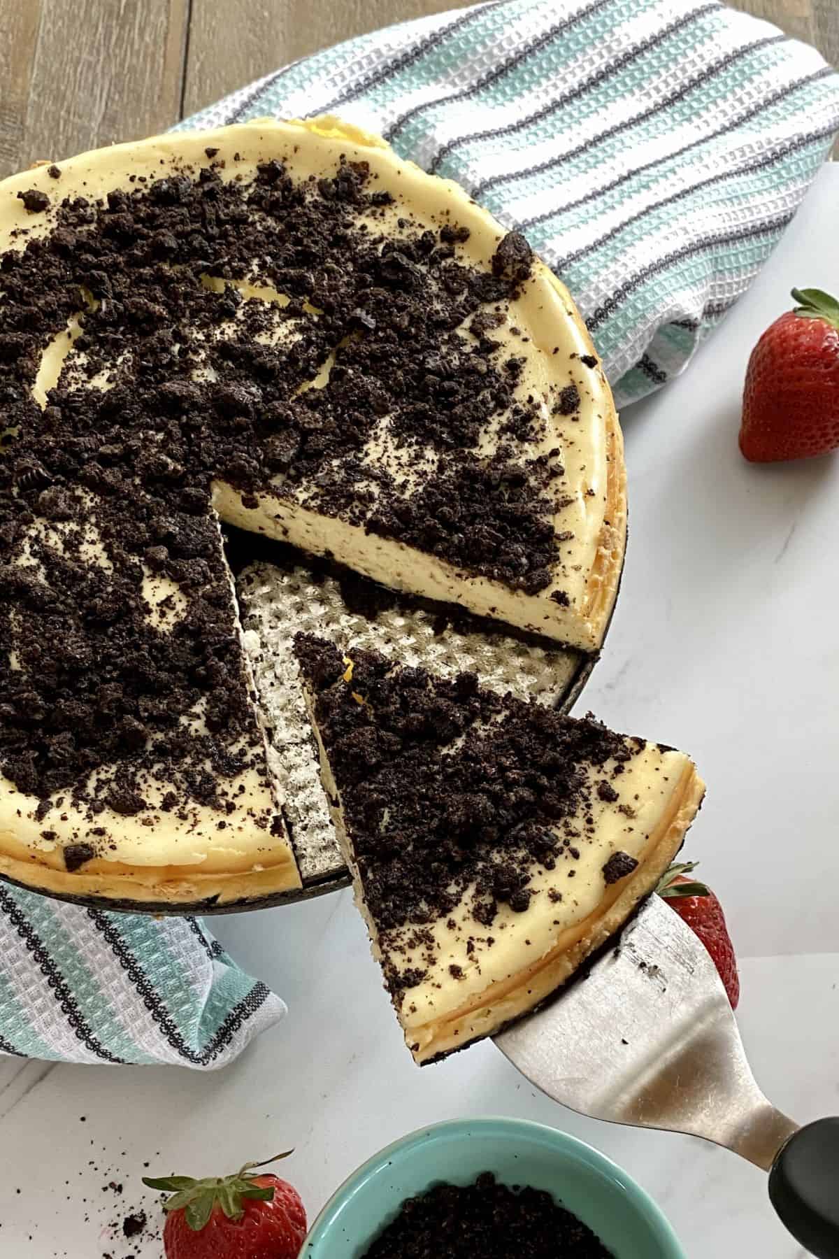 Oreo Cheesecake Recipe {Easy}