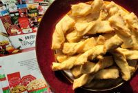 Golden Cheese Straws for Effortless Entertaining