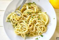 Creamy Garlic Parmesan Noodles