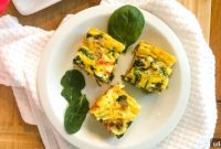 Crustless Spinach and Bacon Quiche Bites