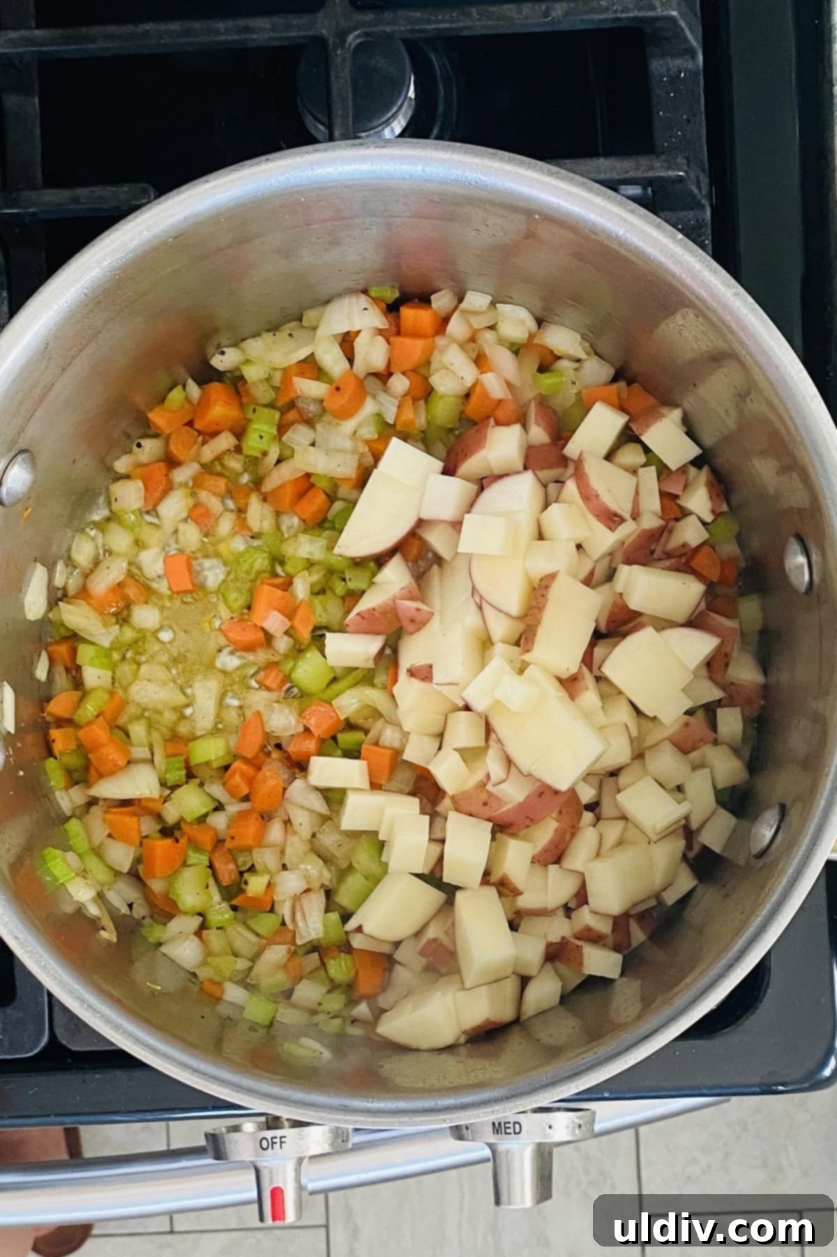 Grandma's Classic Manhattan Clam Chowder Recipe 4 Bacon cooking in a stock pot, sizzling and crisping to create a flavorful base for Manhattan clam chowder.