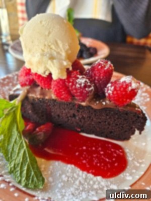 Vinci Chicago: A Scrumptious Valentine's Celebration 10 Vinci's exquisite Cappuccino Cheesecake with espresso sauce and fresh berries