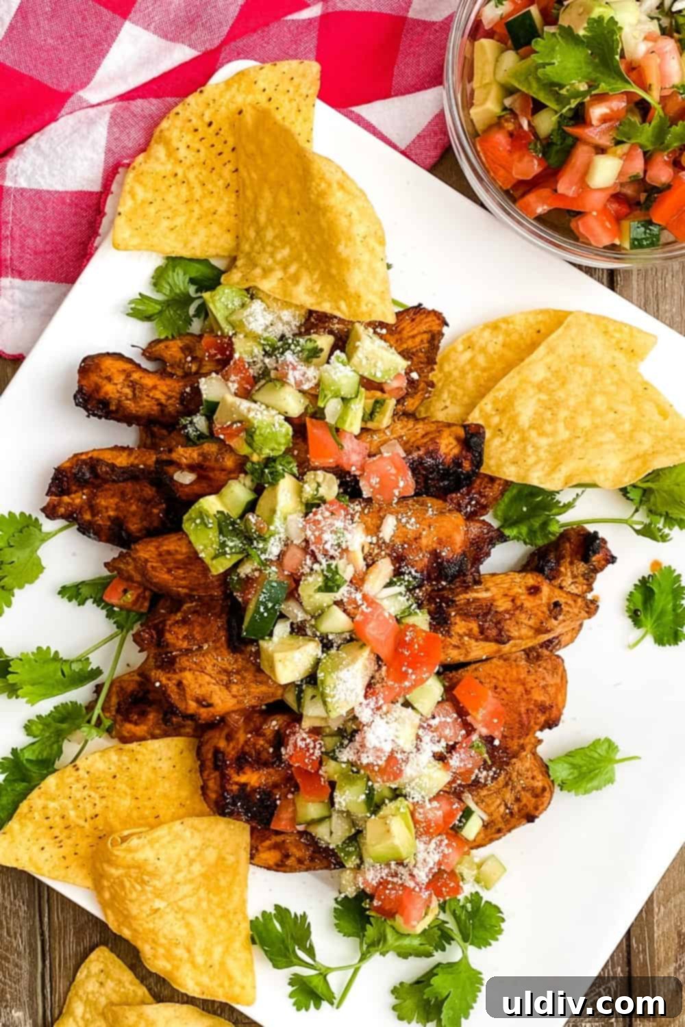 Zesty Lime Chili Chicken & Cool Avocado Salsa 4 Chicken seasoned with lime and chili