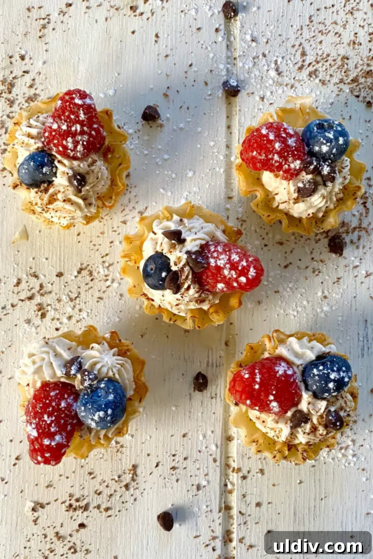 Simple Philadelphia No-Bake Cheesecake Bites 10 5 mini no bake cheesecakes.