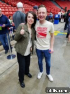 WingFest 2018 A Flavorful Dash Against Time 5 A joyous snapshot with Elliott Bambrough, host of Chicago's Best, during the WingFest event.